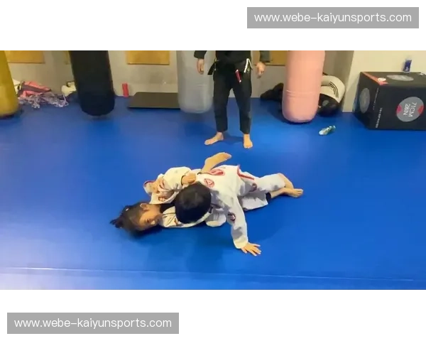 柔道论坛——在擂台之外，遇见更强大的自己